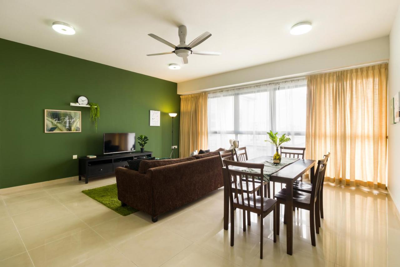 Pj8 Service Suites By Airhost Petaling Jaya Εξωτερικό φωτογραφία